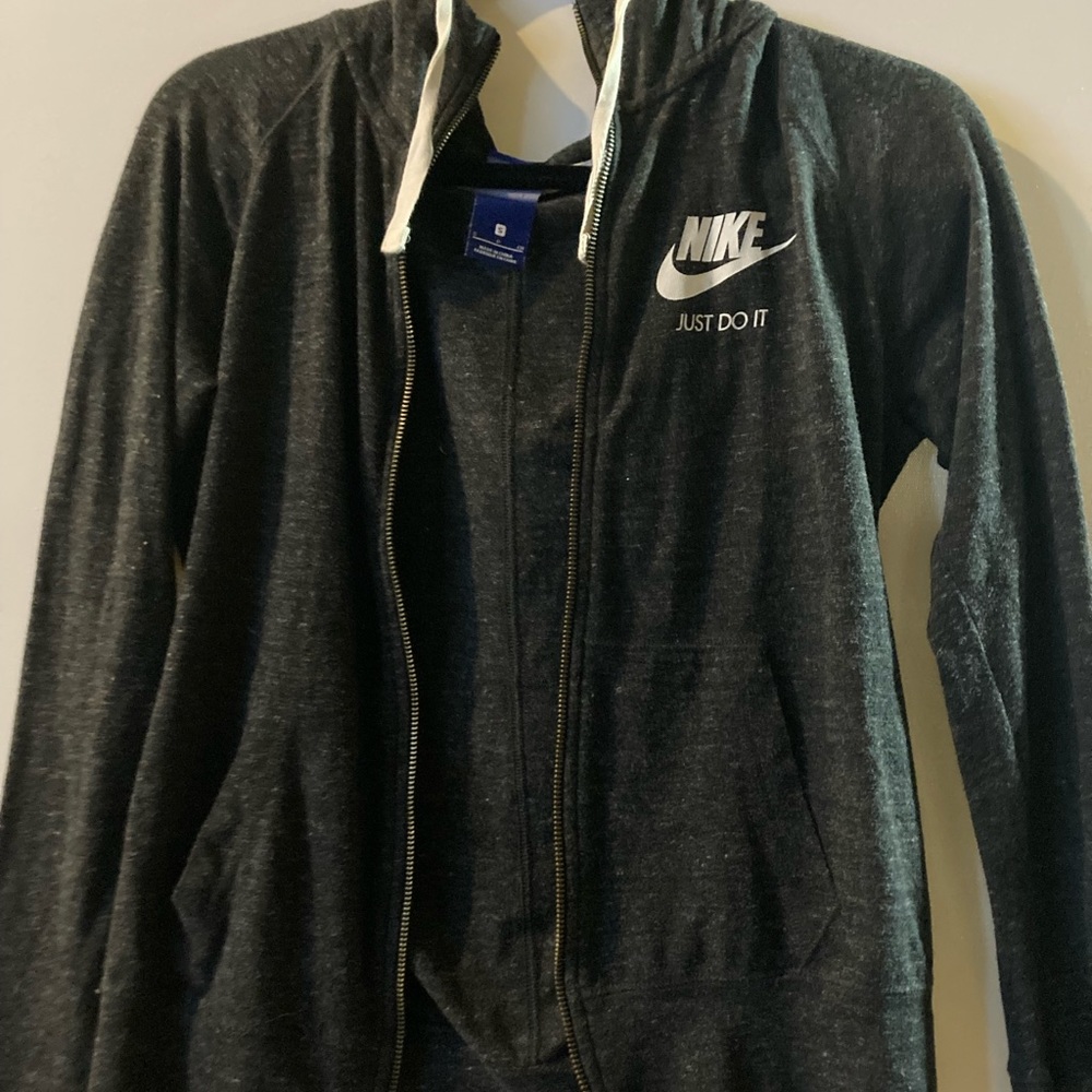 Grey/Black nike sweatshirt, Size Small
